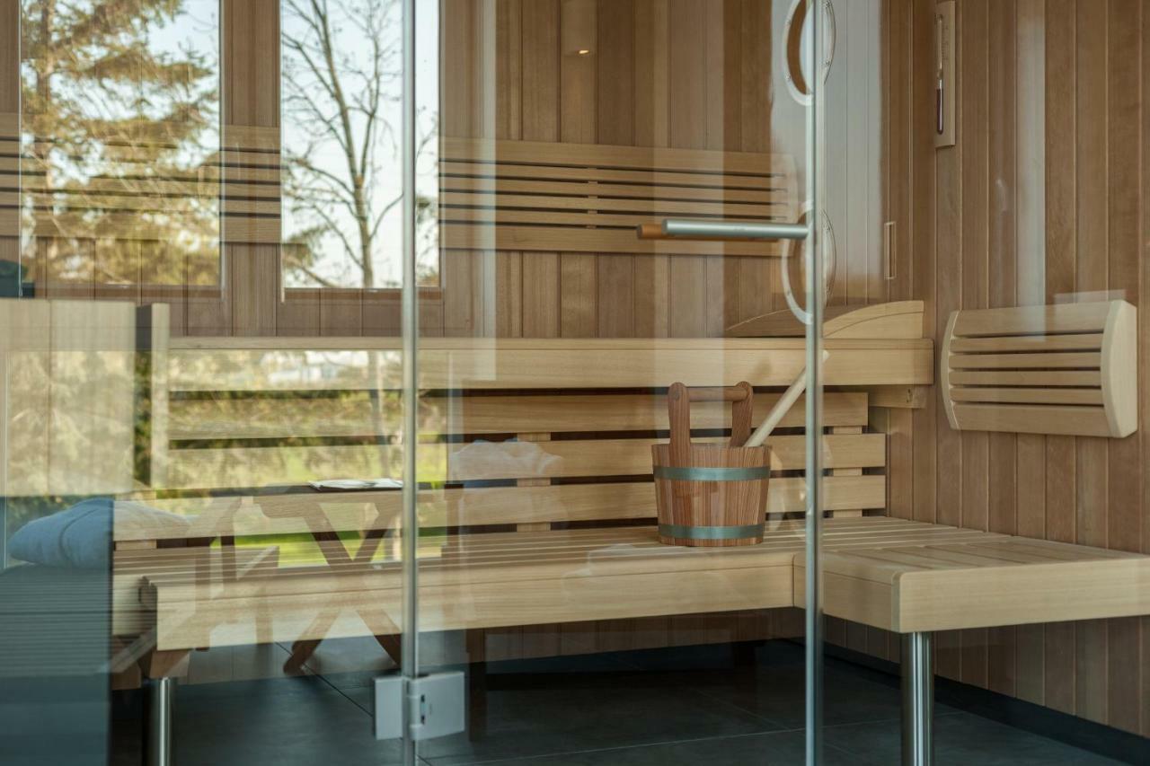 Villa Lotsenhaeuser Ruegen - Luxus Ferienhaus - 3 Schlafzimmer - Sauna - Dachterrasse Mit Boddenblick Breege Exterior foto